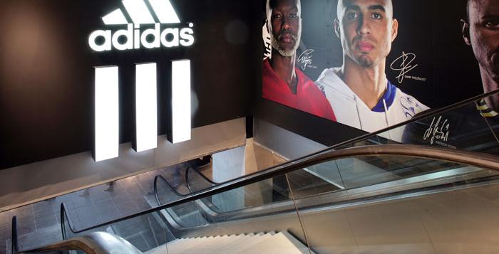 Smoke Curtains at Adidas Superstore Paris