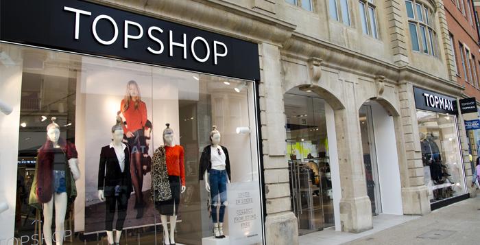 Coopers Fire concertina fire curtains at Topshop Retail Oxford